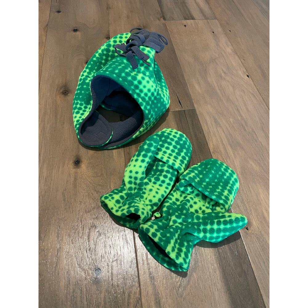Kids Green Fleece Winter Hat & Convertible Mittens Set – Size S